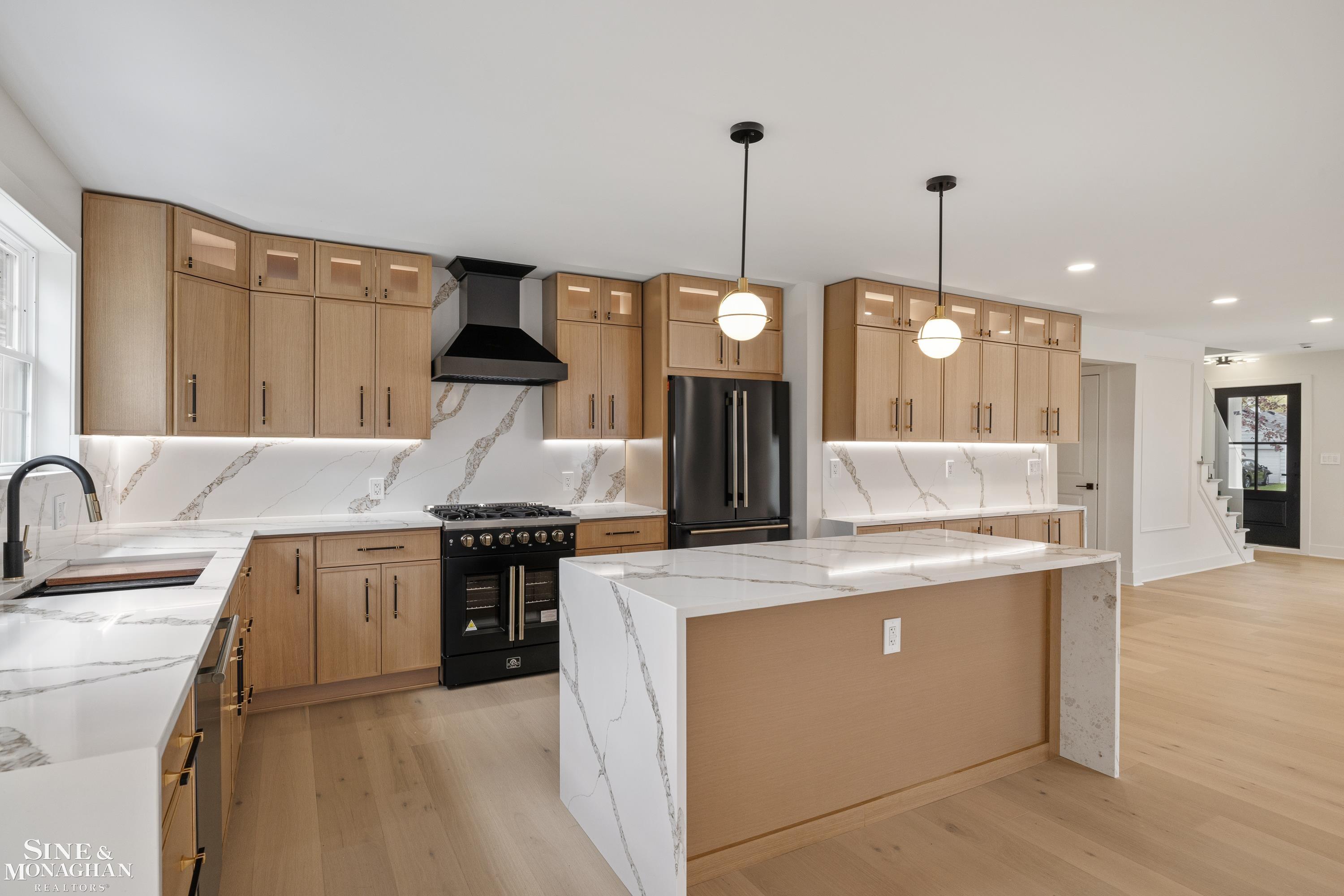 773 Hawthorne Road Grosse Pointe, MI 48236 - Photo 20 of 73