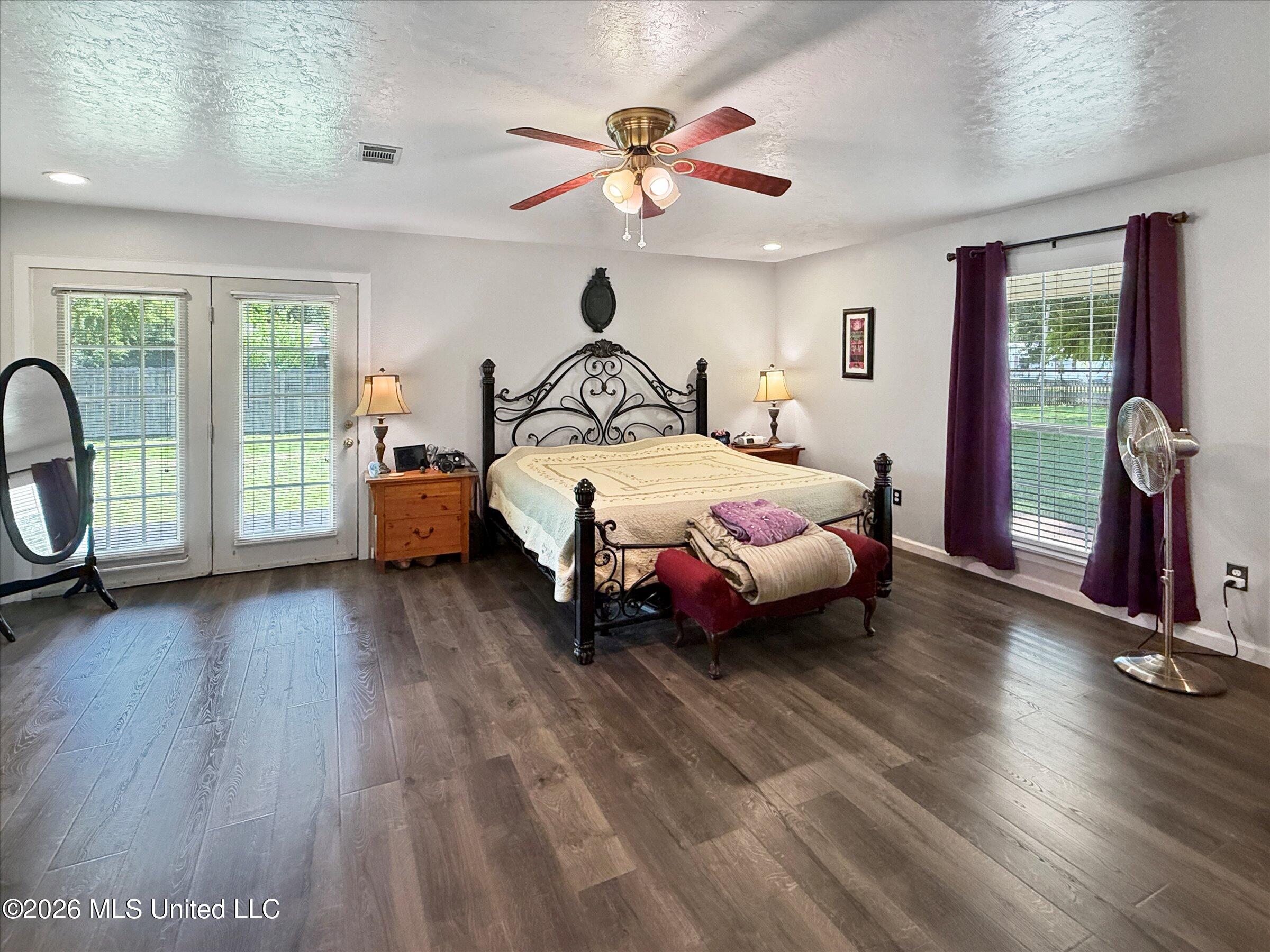 3506 Jerry Davis Road Moss Point, MS 39562 - Photo 19 of 34 Primary Bedroom 2