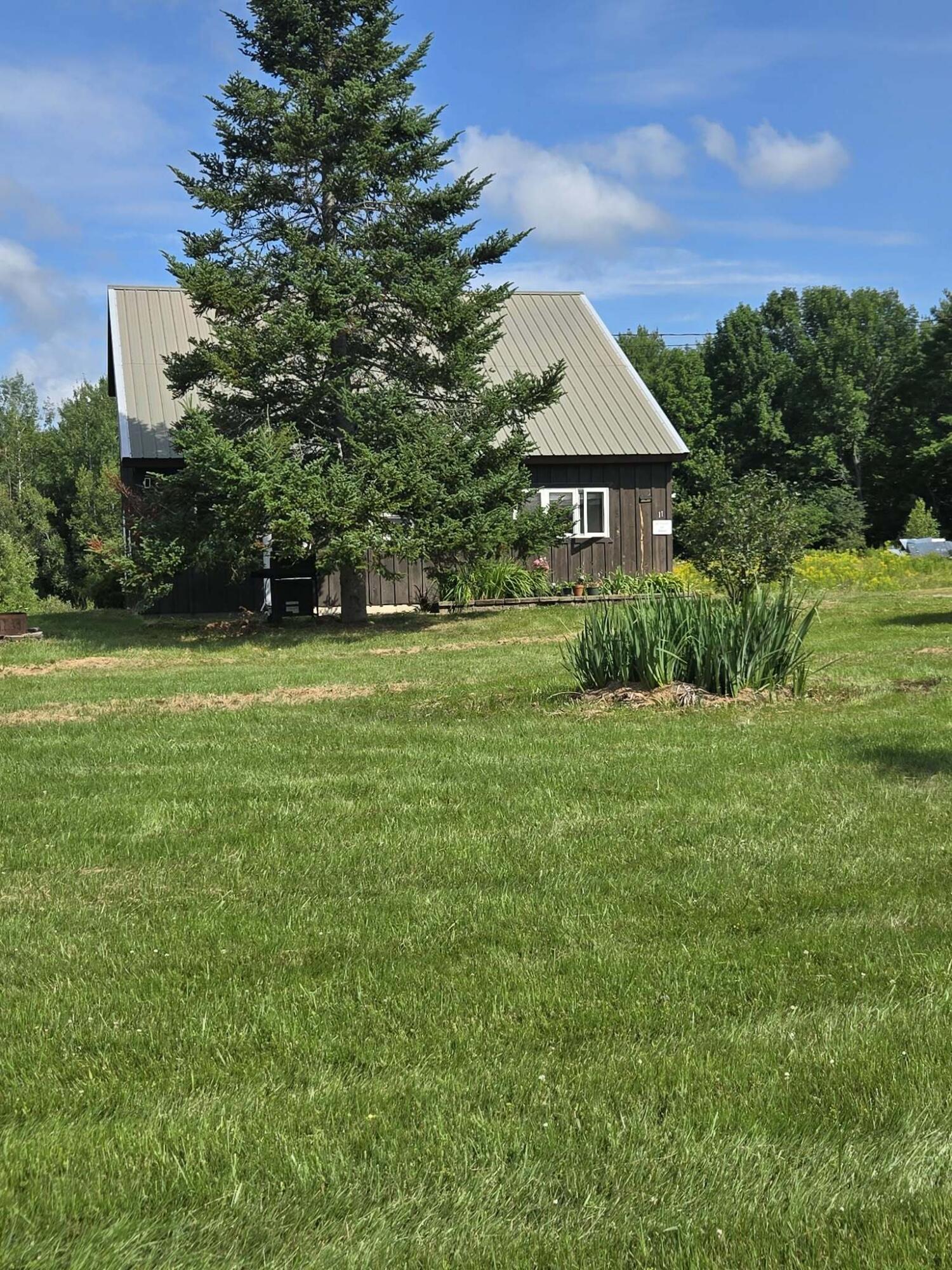 11 Hunton Loop Livermore Falls, ME 04254 - Photo 3 of 39 6cddb4a0-2aa2-49fa-9550-1b9c42278456