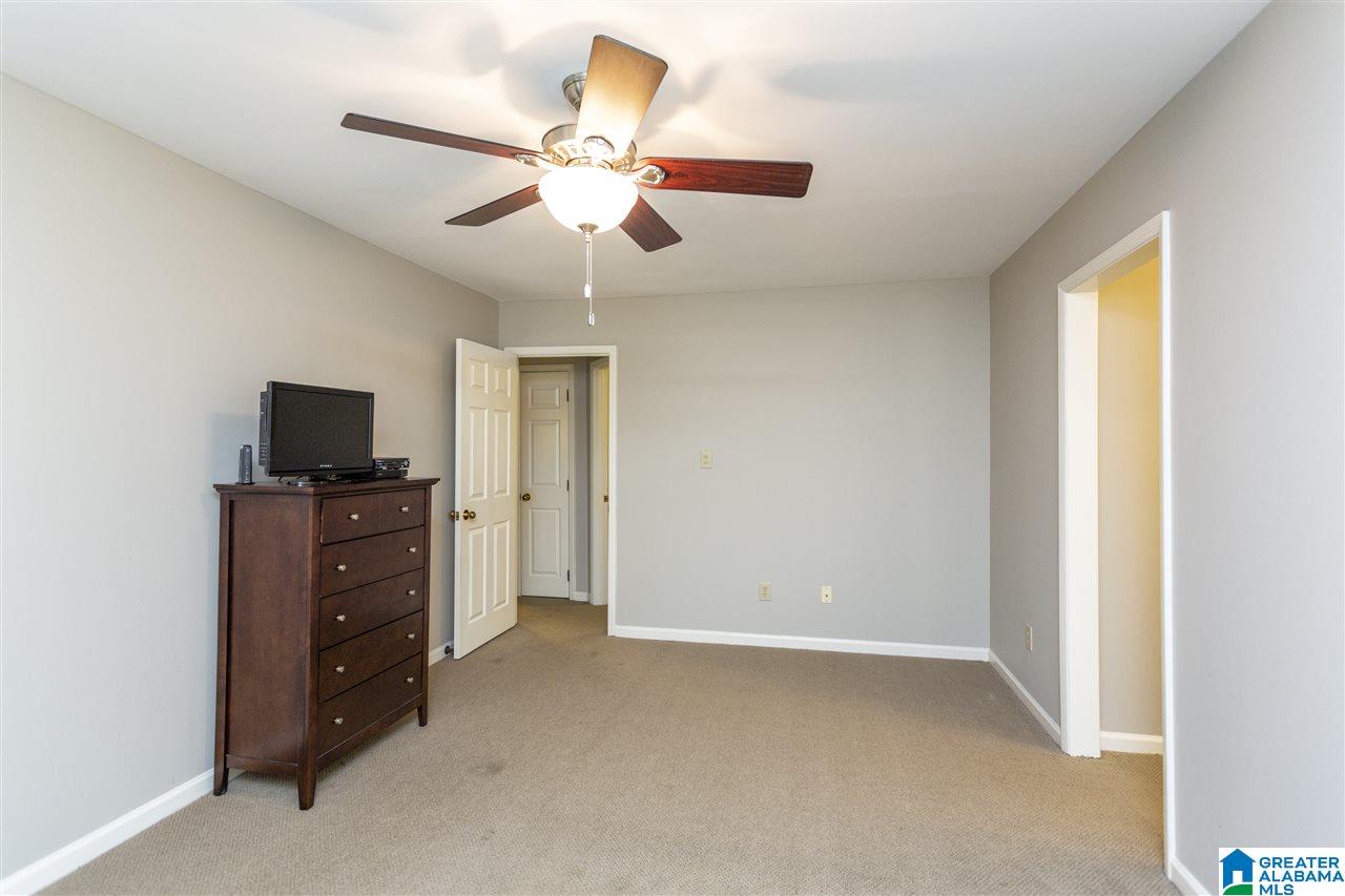 2044 Shagbark Road Hoover, AL 35244 - Photo 35 of 38 Gallery Image 35