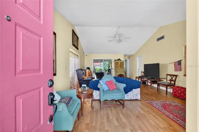 $194,900 | 386 San Jose Drive, Winter Haven, FL 33884