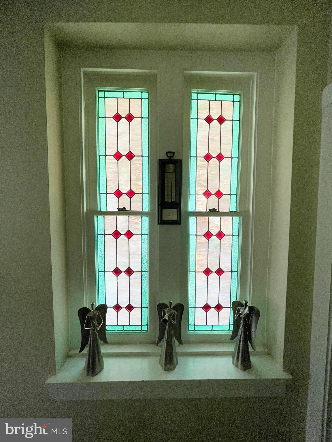 105 Pearl Street Rising Sun, MD 21911 - Photo 14 of 31 BEAUTIFUL STAIN GLASS WINDOW IN HALLWAY
