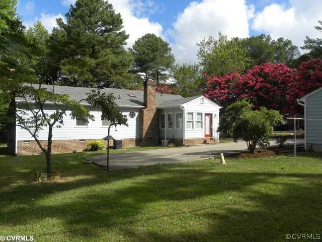 8201 Chamberlayne Road Richmond, VA 23227 - Photo 11 of 12 Exterior Back