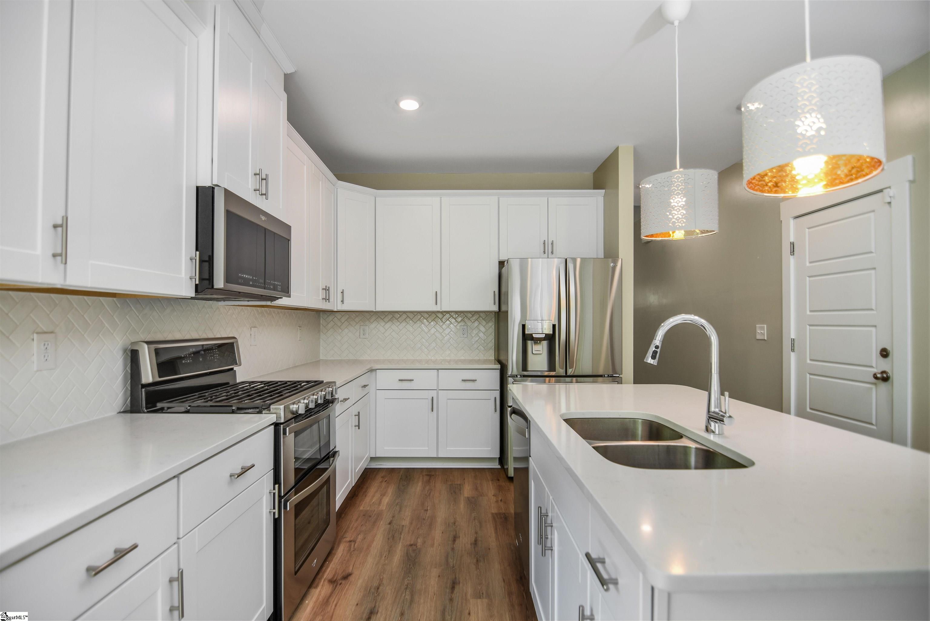 77 Galley Lane Greenville, SC 29607 - Photo 10 of 35