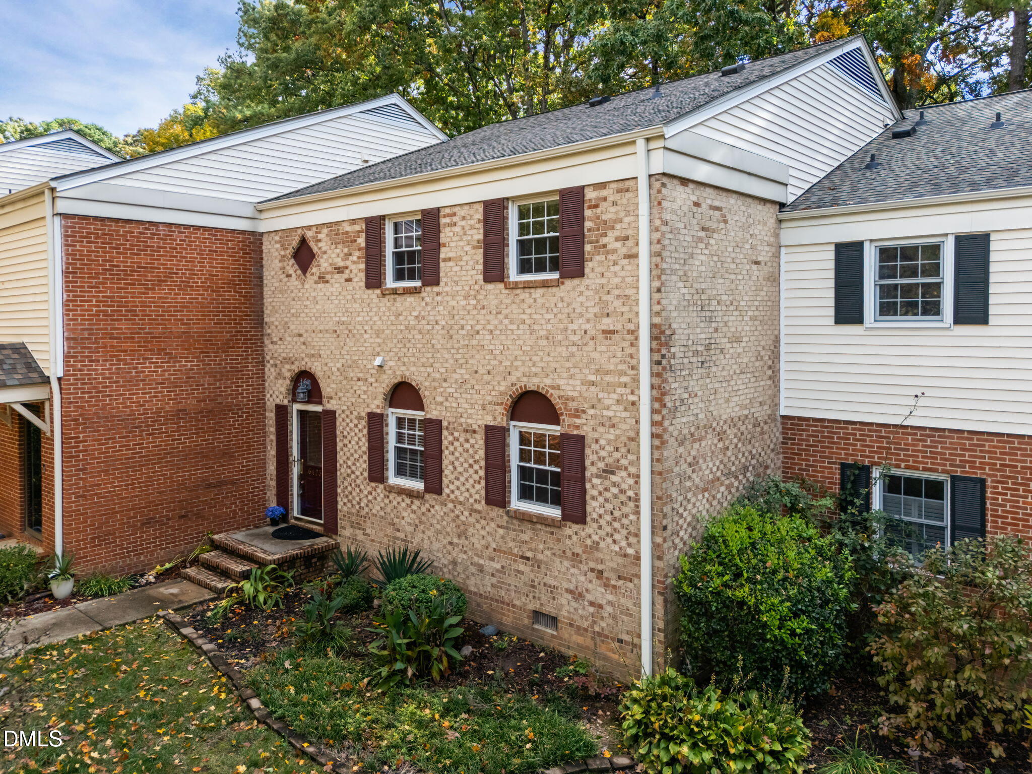6423 New Market Way Raleigh, NC 27615 - Photo 36 of 48 4-web-or-mls-DJI_20251030111722_0390_D