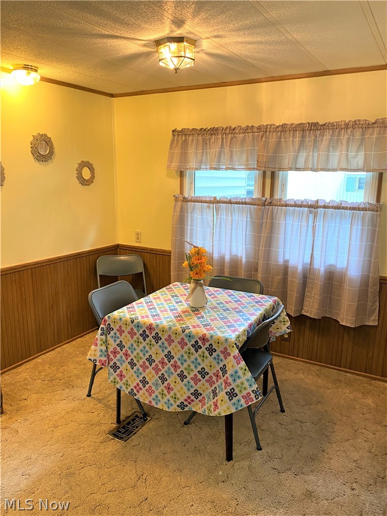 7443 Spillway Road, Unit 57 Lisbon, OH 44432 - Photo 6 of 17 Eat in kitchen.