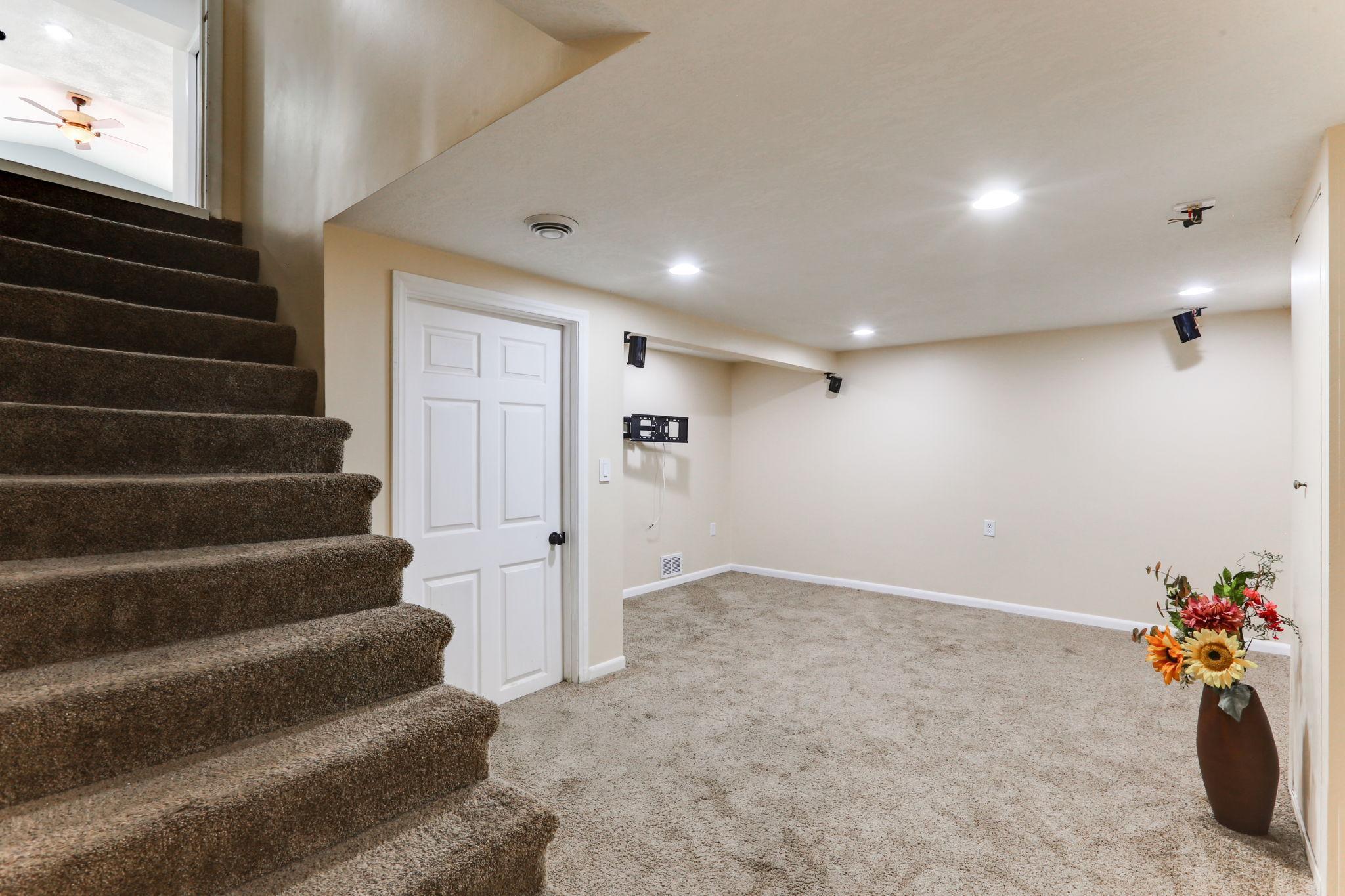 10672 Terrace Road Northeast Blaine, MN 55434 - Photo 29 of 39 Gallery Image 29