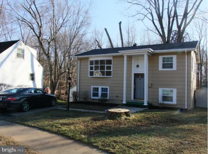 3923 Findley Road Woodbridge, VA 22193 - Photo 15 of 15 Exterior (Front)