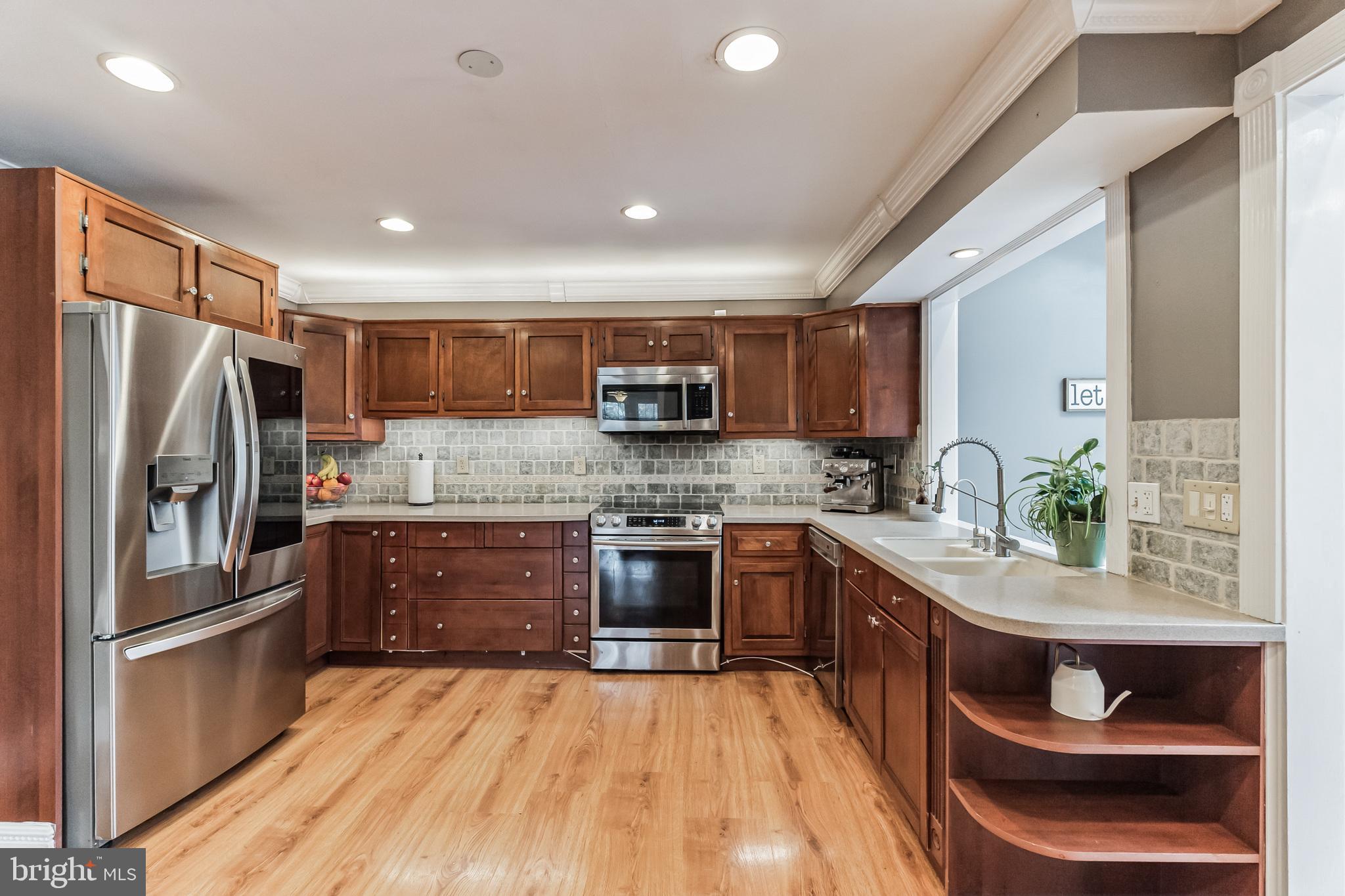 2046 Spring Valley Road Lansdale, PA 19446 - Photo 11 of 50 Gallery Image 11