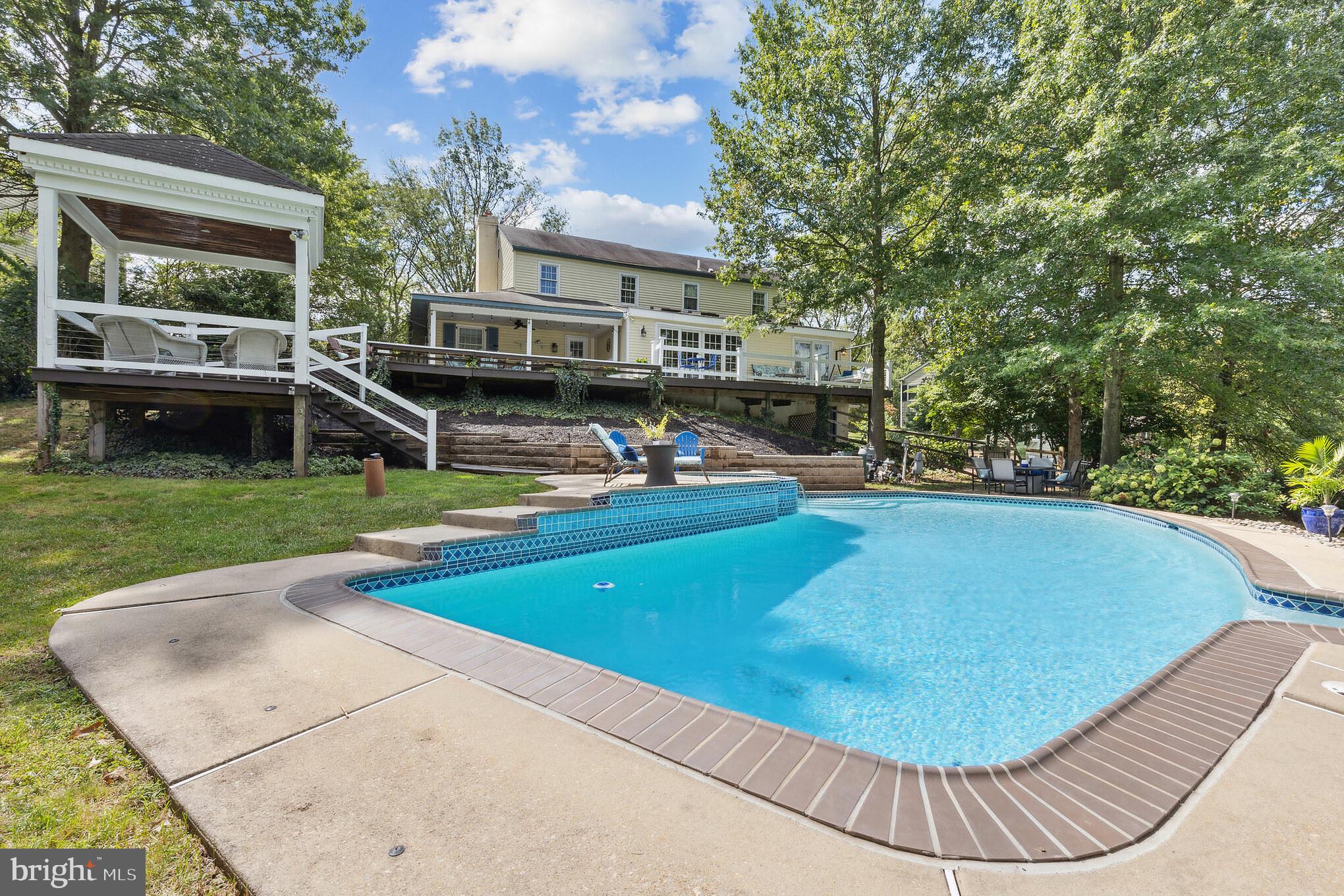 2046 Spring Valley Road Lansdale, PA 19446 - Photo 47 of 50 Fun in the sun