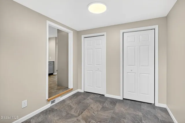 $399,800 | 2965 Hillcrest Road, Niskayuna, NY 12309