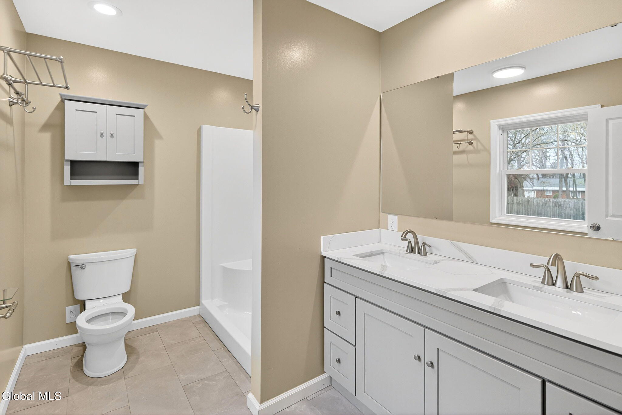 2965 Hillcrest Road Niskayuna, NY 12309 - Photo 14 of 25 15-web-or-mls-DSC08045