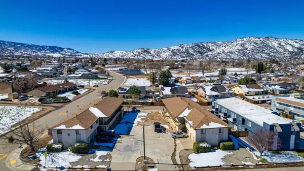 $1,380,000 | 21301-21311 Golden Hills Boulevard, Tehachapi, CA 93561