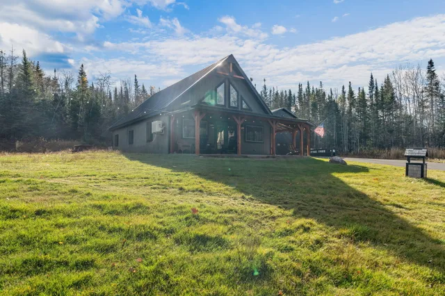$649,000 | 33 Comikev Lane, Winterport, ME 04496