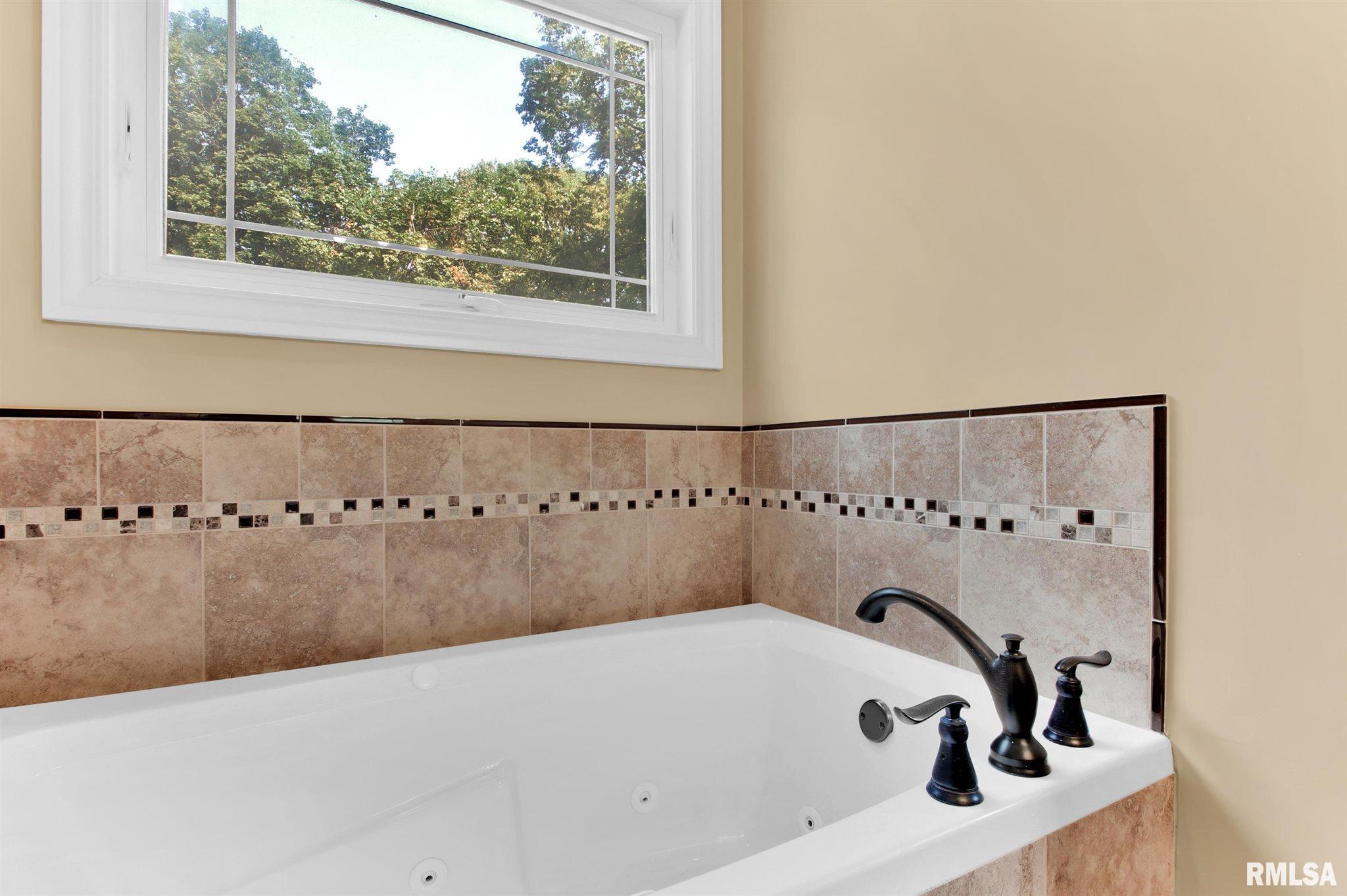 181 East Alconbury Road Metamora, IL 61548 - Photo 21 of 42 Gallery Image 21