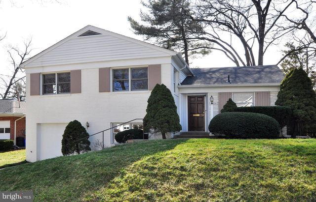 $1,125,000 | 5614 Namakagan Road, Bethesda, MD 20816