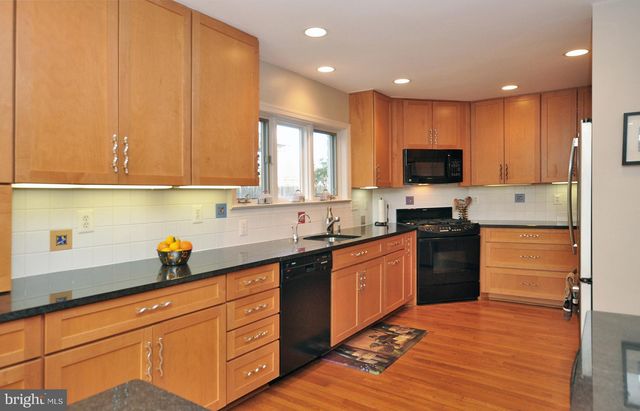 $1,125,000 | 5614 Namakagan Road, Bethesda, MD 20816