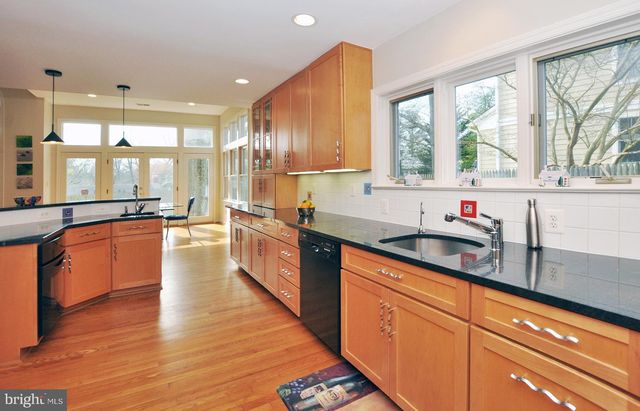 $1,125,000 | 5614 Namakagan Road, Bethesda, MD 20816