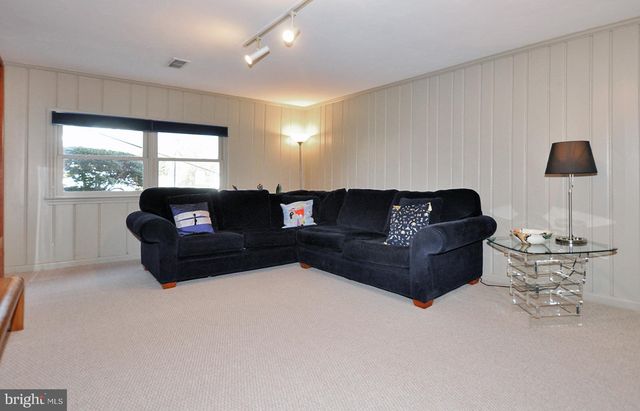 $1,125,000 | 5614 Namakagan Road, Bethesda, MD 20816