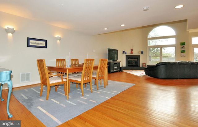 $1,125,000 | 5614 Namakagan Road, Bethesda, MD 20816