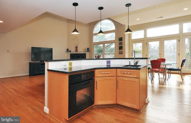 $1,125,000 | 5614 Namakagan Road, Bethesda, MD 20816