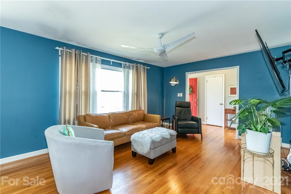 3612 Woodleaf Road Charlotte, NC 28205 - Photo 17 of 45 Gallery Image 17