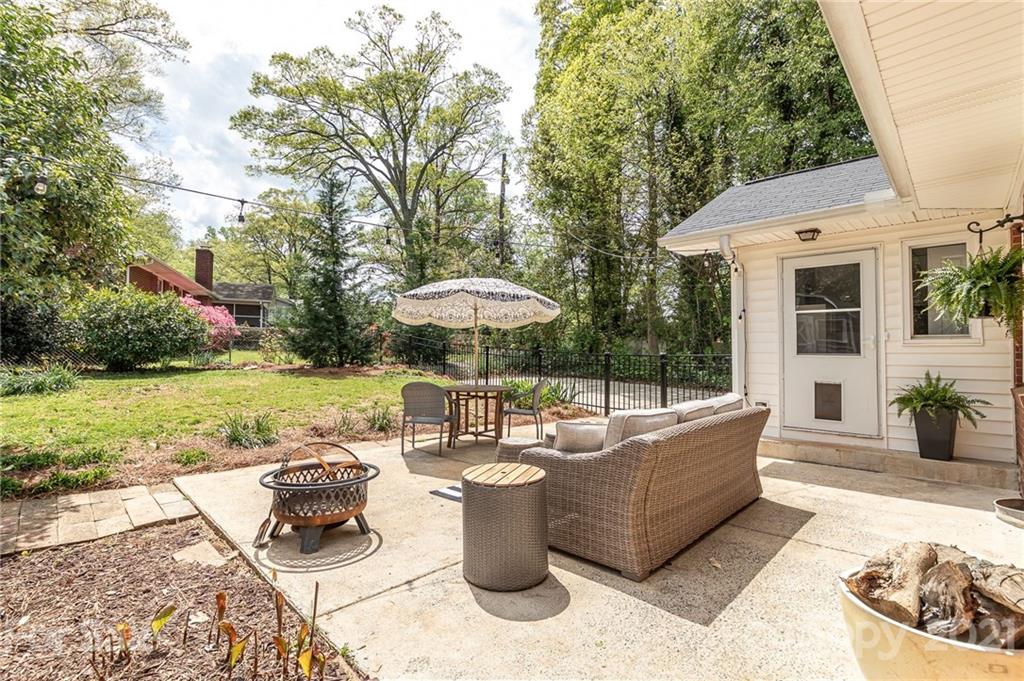 3612 Woodleaf Road Charlotte, NC 28205 - Photo 38 of 45 Gallery Image 38