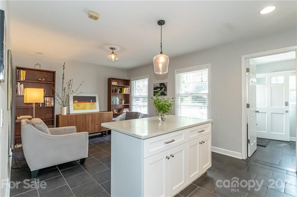 3612 Woodleaf Road Charlotte, NC 28205 - Photo 9 of 45 Gallery Image 9