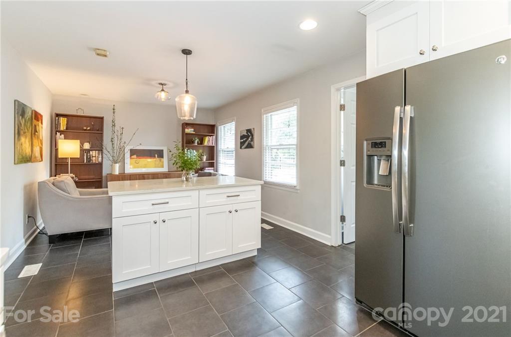 3612 Woodleaf Road Charlotte, NC 28205 - Photo 10 of 45 Gallery Image 10