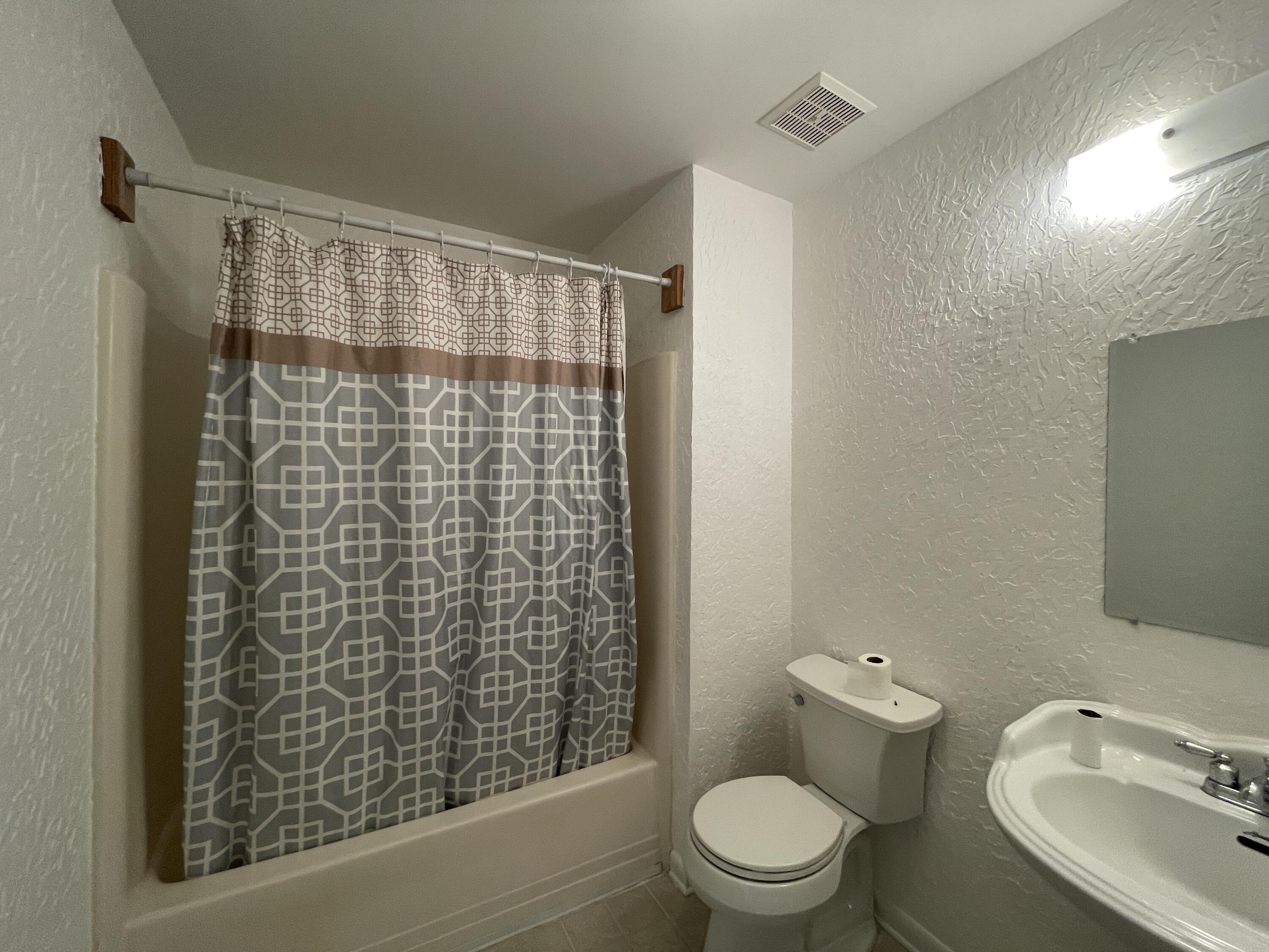 137 Manchester Road Summerville, SC 29486 - Photo 10 of 11 IMG_3460