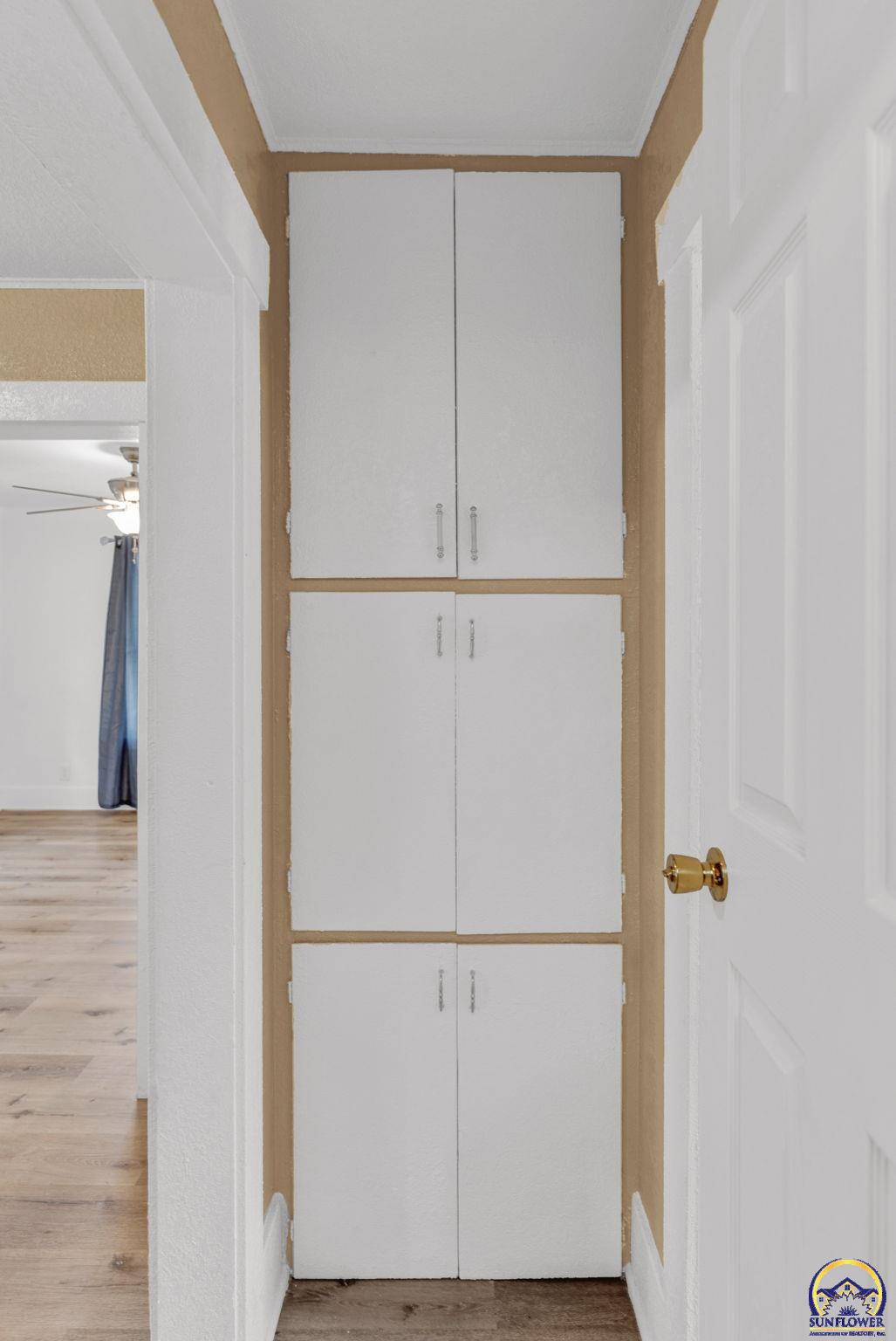 2016 Southwest 12th Street Topeka, KS 66604 - Photo 13 of 22