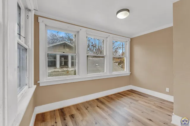 $120,000 | 2016 Southwest 12th Street, Topeka, KS 66604