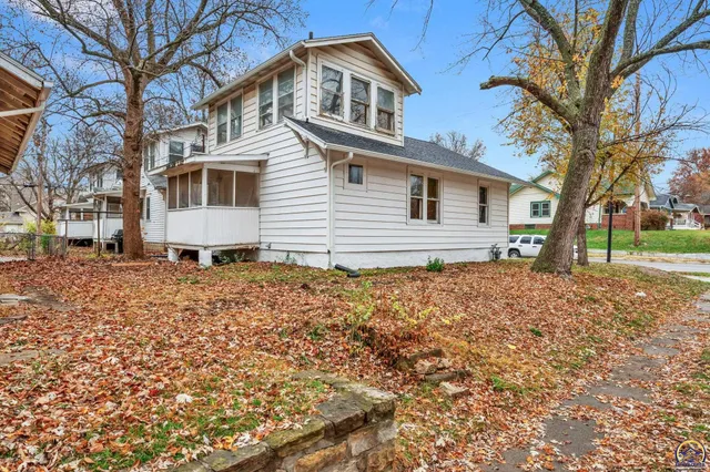 $120,000 | 2016 Southwest 12th Street, Topeka, KS 66604