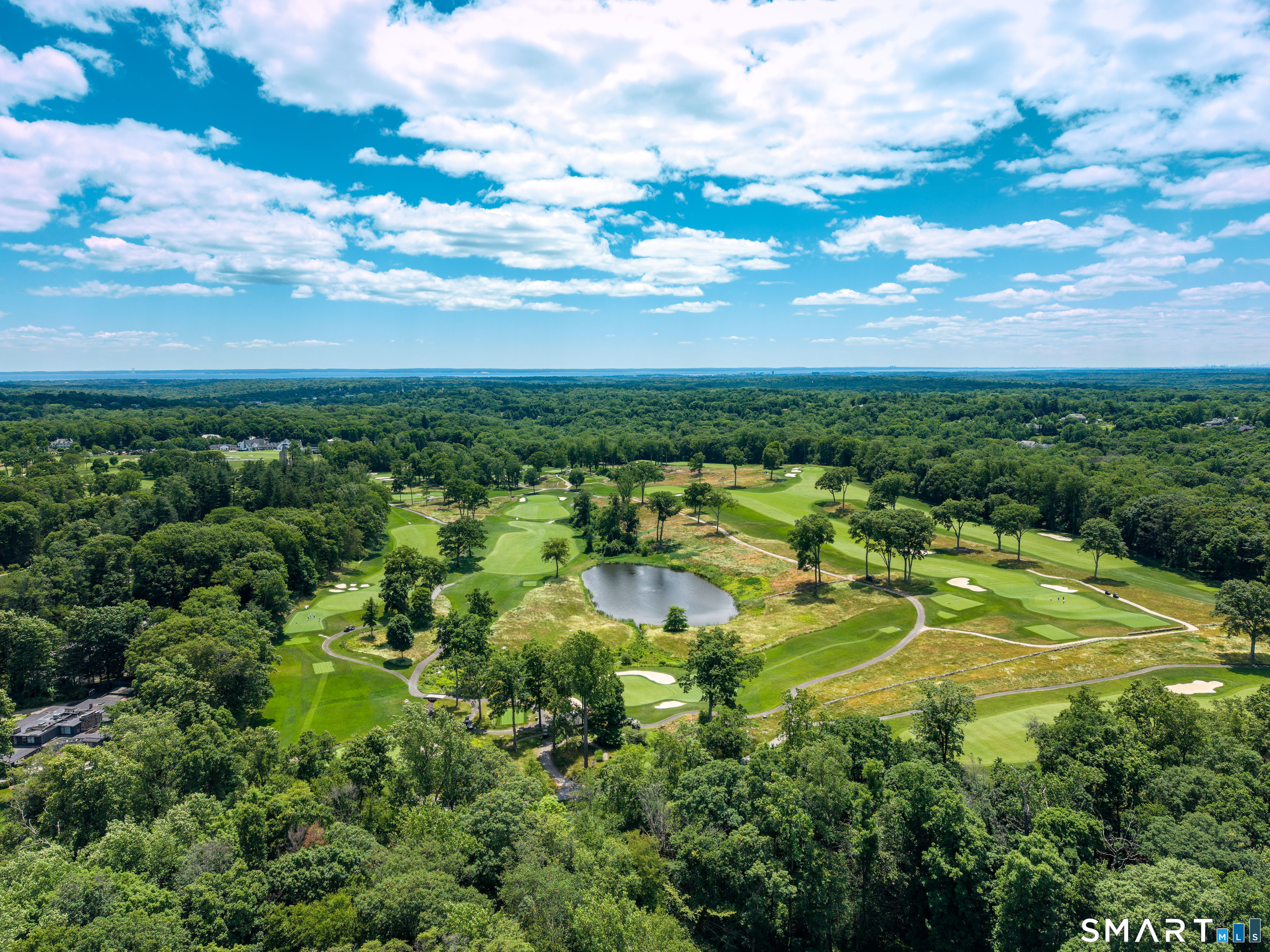760 Smith Ridge Road New Canaan, CT 06840 - Photo 36 of 40 a view of a city