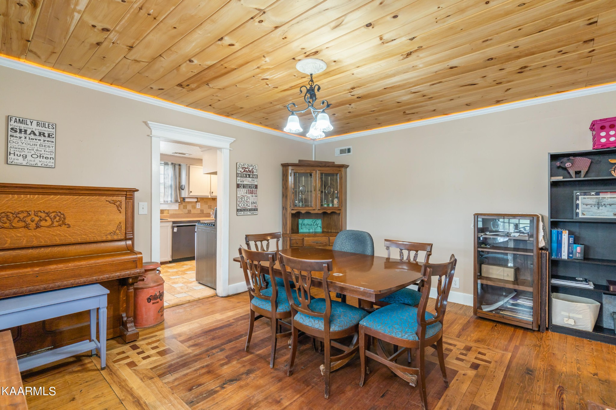 7520 Fork Creek Road Philadelphia, TN 37846 - Photo 18 of 57 Gallery Image 18