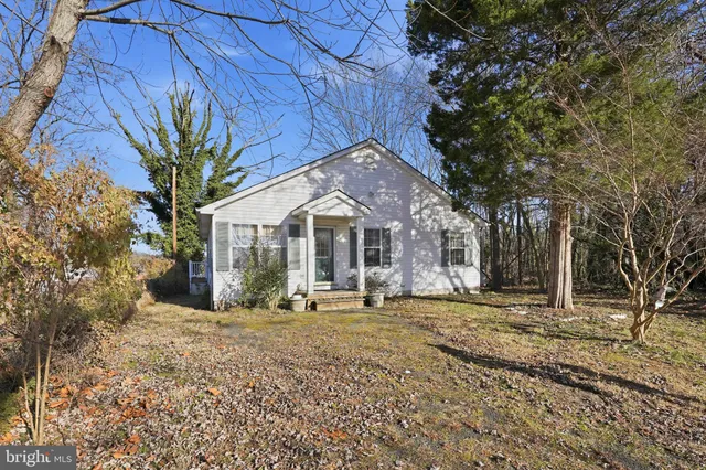 $428,000 | 12350 Neale Sound Drive, Cobb Island, MD 20625