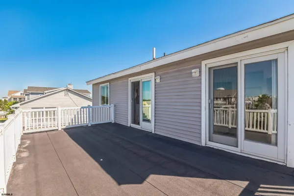 $1,900,000 | 22 Williams Avenue, Strathmere, NJ 08248