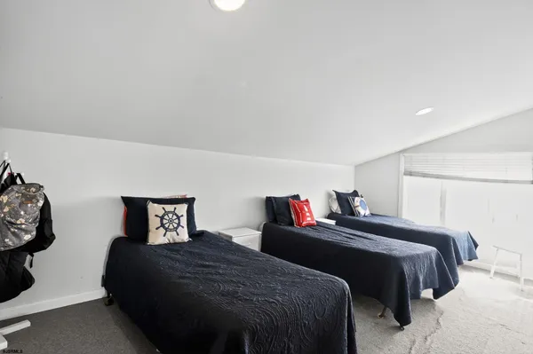 $1,900,000 | 22 Williams Avenue, Strathmere, NJ 08248