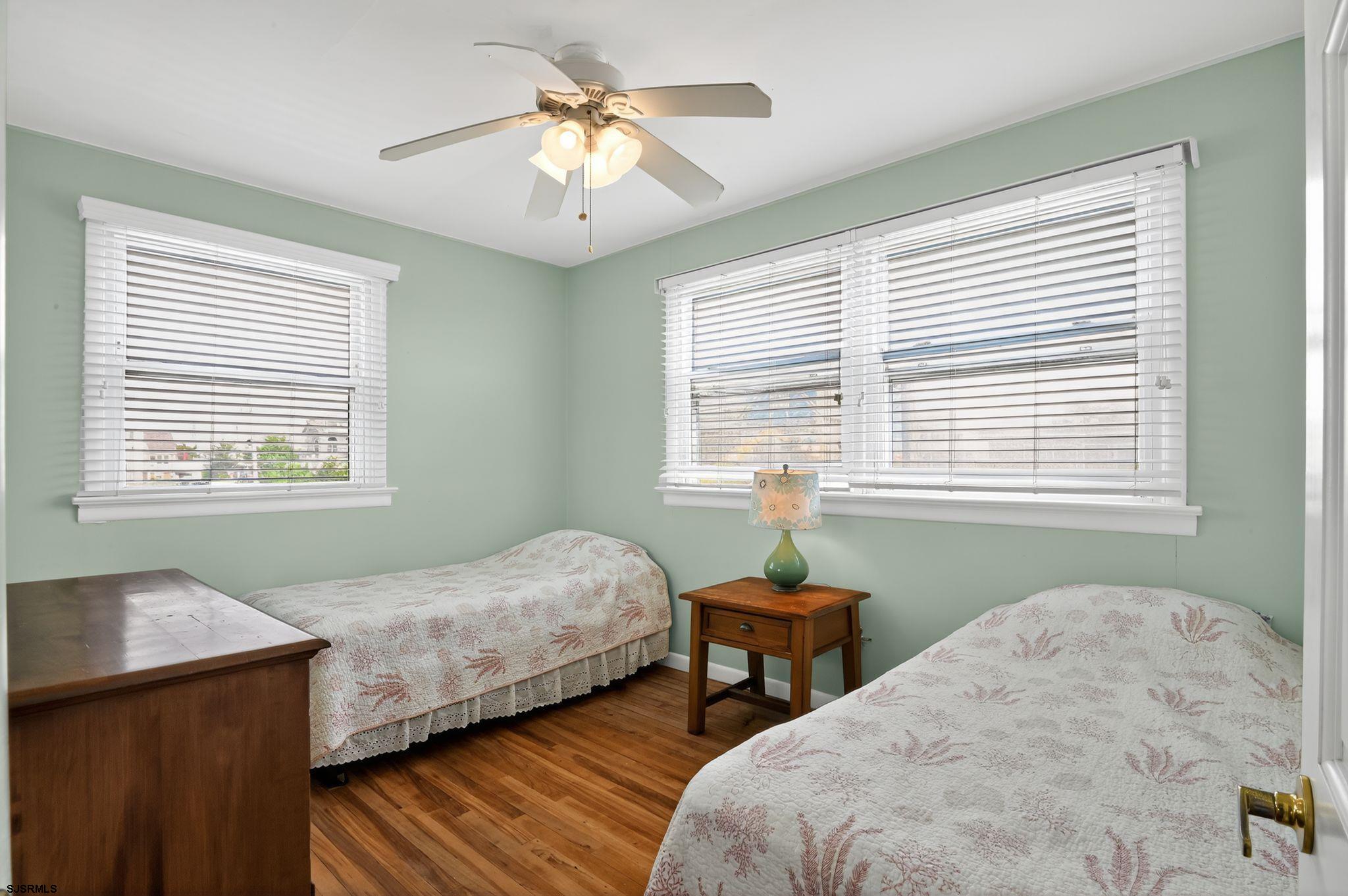 22 Williams Avenue Strathmere, NJ 08248 - Photo 9 of 40