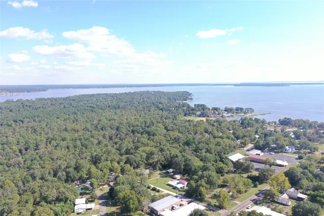 $1,500 | 356 South W West, Onalaska, TX 77360