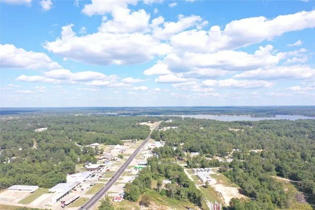 $1,500 | 356 South W West, Onalaska, TX 77360