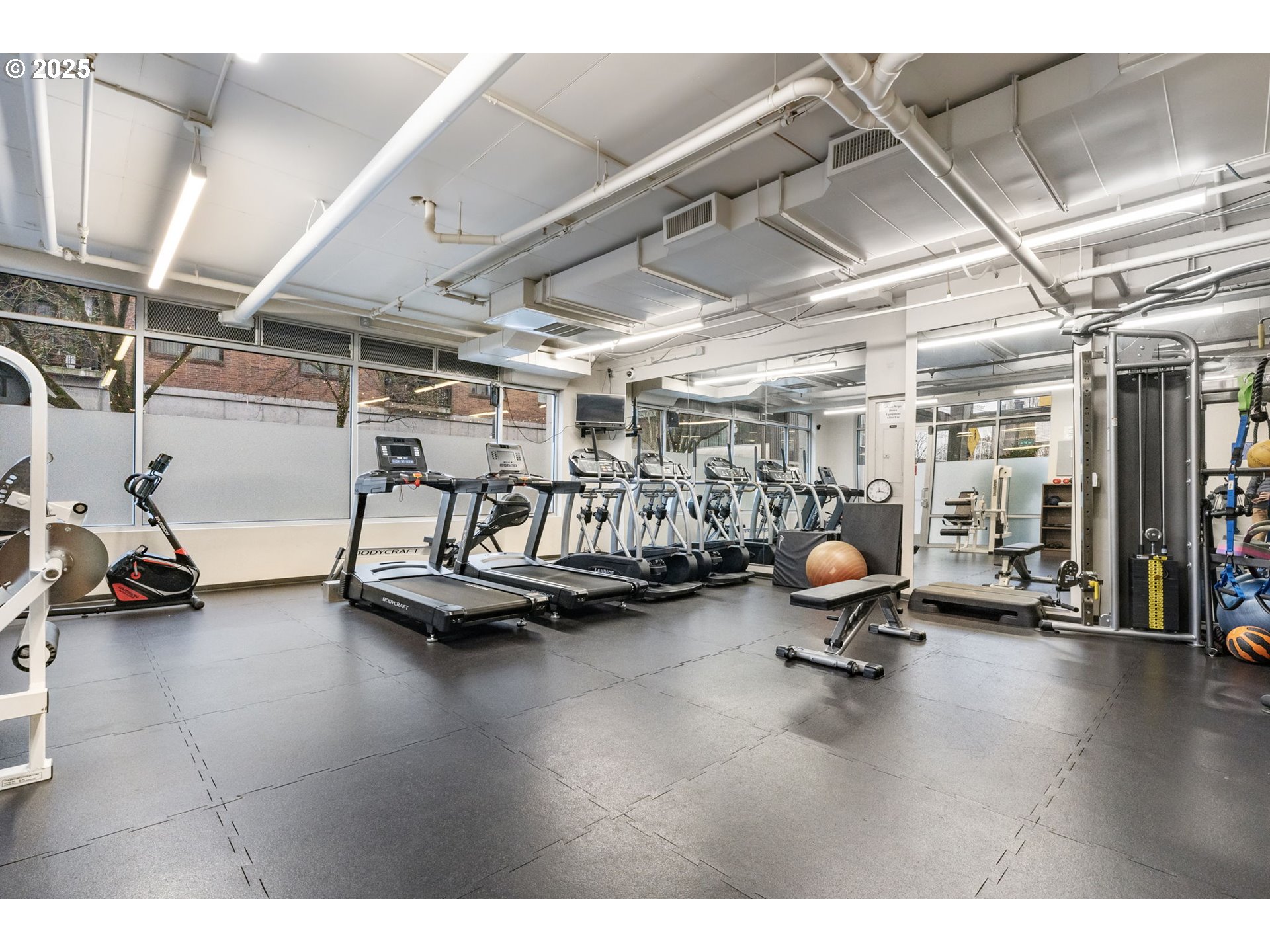 1125 Northwest 9th Avenue, Unit 526 Portland, OR 97209 - Photo 21 of 22