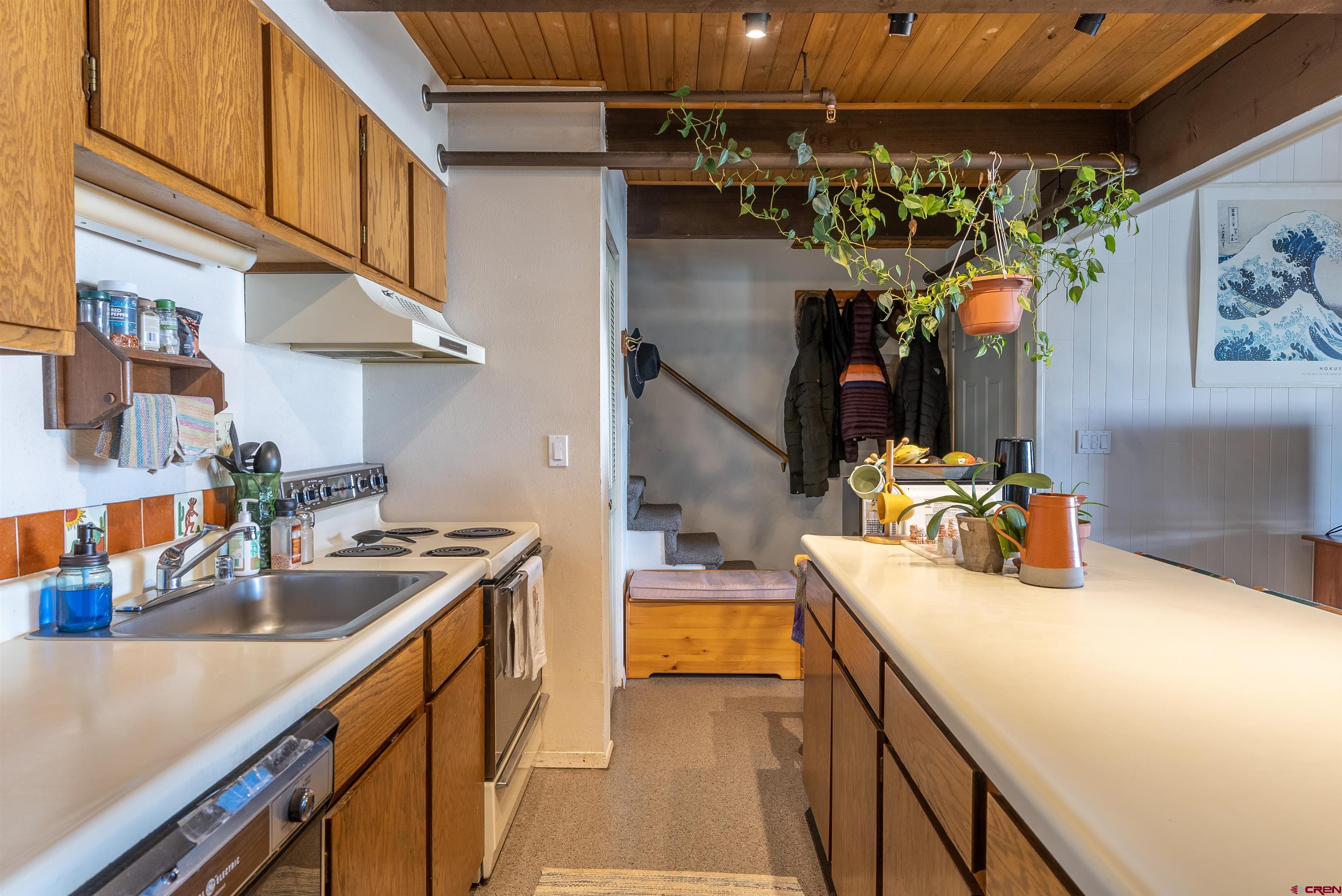32 Hunter Hill Road, Unit B303 Crested Butte, CO 81225 - Photo 8 of 35 Gallery Image 8