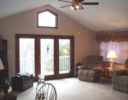 253 Wagner Road Evans City, PA 16033 - Photo 5 of 12 Living Room.