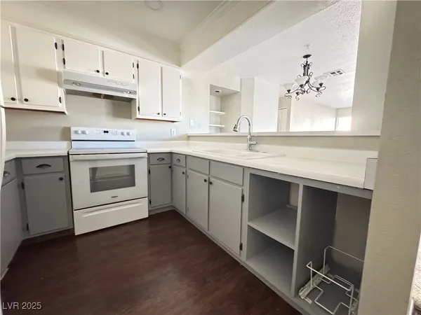 $152,000 | 2020 Mesquite Lane, Unit 205, Laughlin, NV 89029