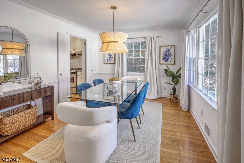 11 Armstrong Road Morristown, NJ 07960 - Photo 6 of 27