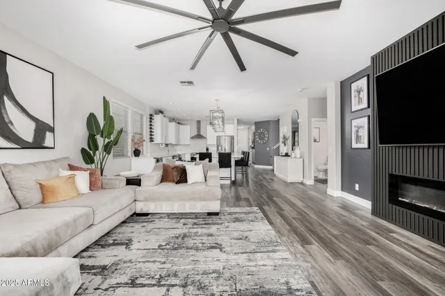 $789,000 | 1644 East Cielo Grande Avenue, Phoenix, AZ 85024