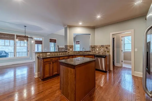 $625,000 | 1141 Ivey Brook Drive, Bethlehem, GA 30620