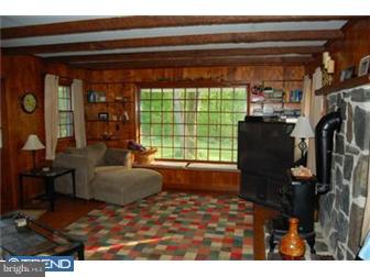 3110 Mill Road Norristown, PA 19403 - Photo 5 of 12 Family Room