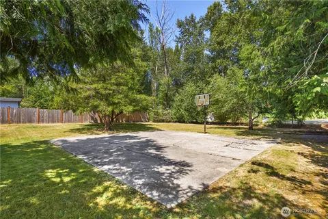 $950,000 | 14556 75th Avenue Northeast, Kenmore, WA 98028